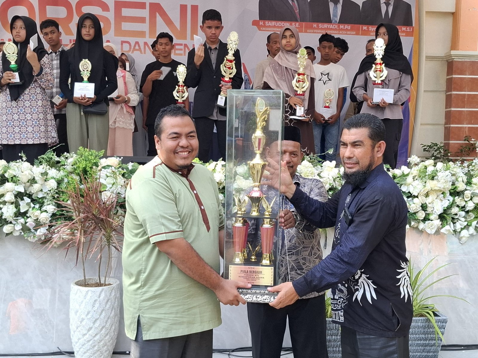 MTs Samudera Pasai Madani Raih Juara Umum PORSENI Ke-IV MTs se-Aceh Besar